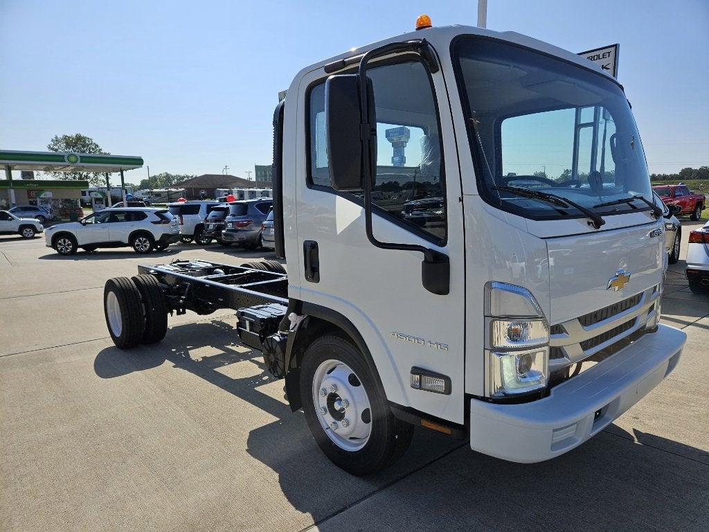 2025 Chevrolet Low Cab Forward 4500