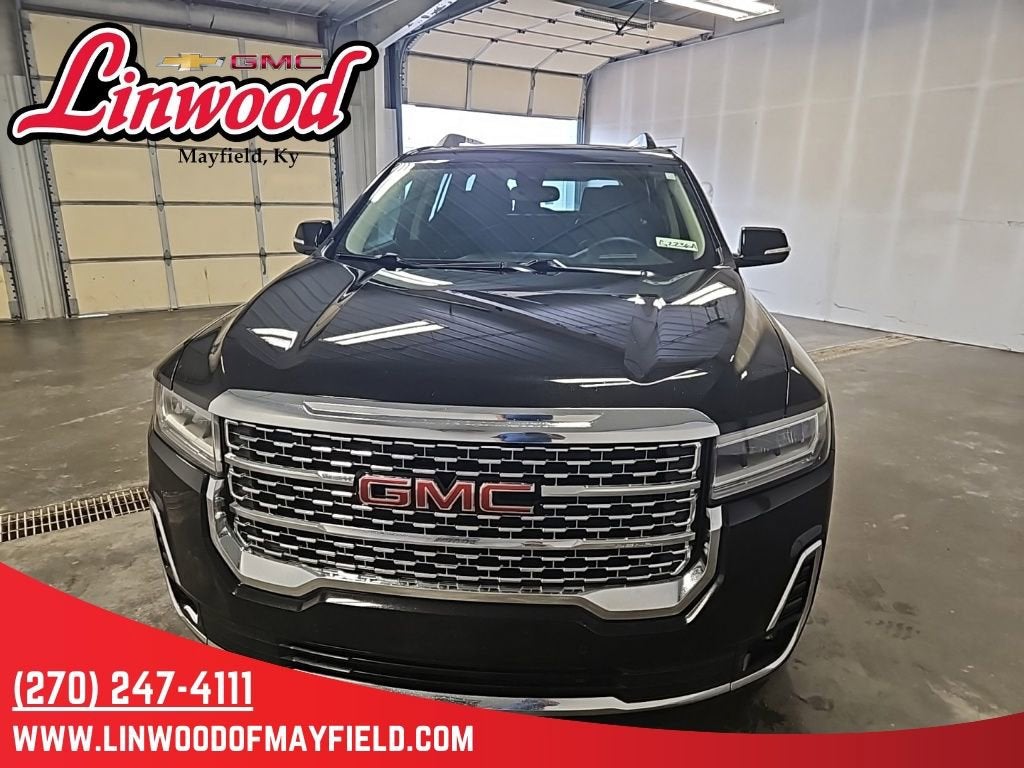 2023 GMC Acadia Denali