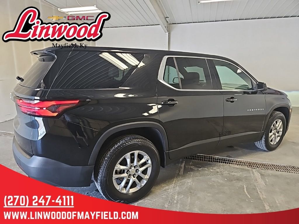 2023 Chevrolet Traverse LS