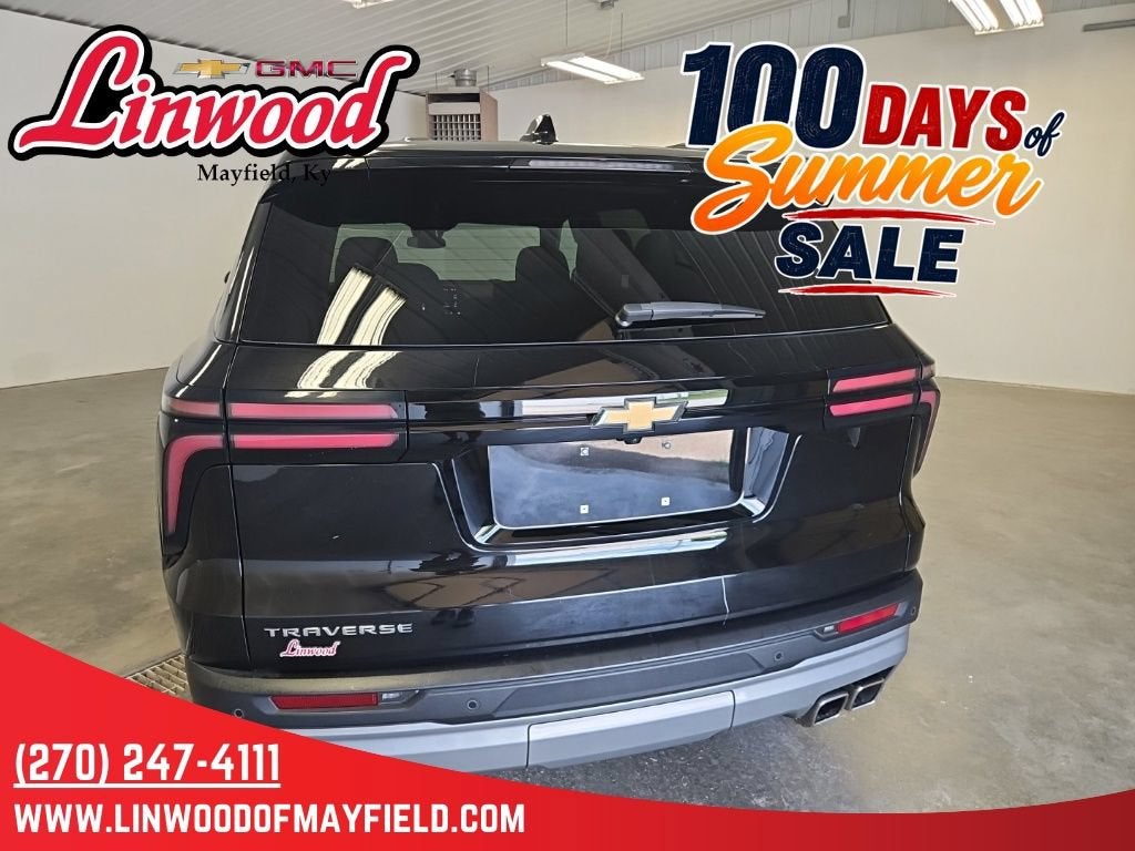 2025 Chevrolet Traverse LT