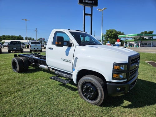 2024 Chevrolet Silverado 5500 HD Work Truck