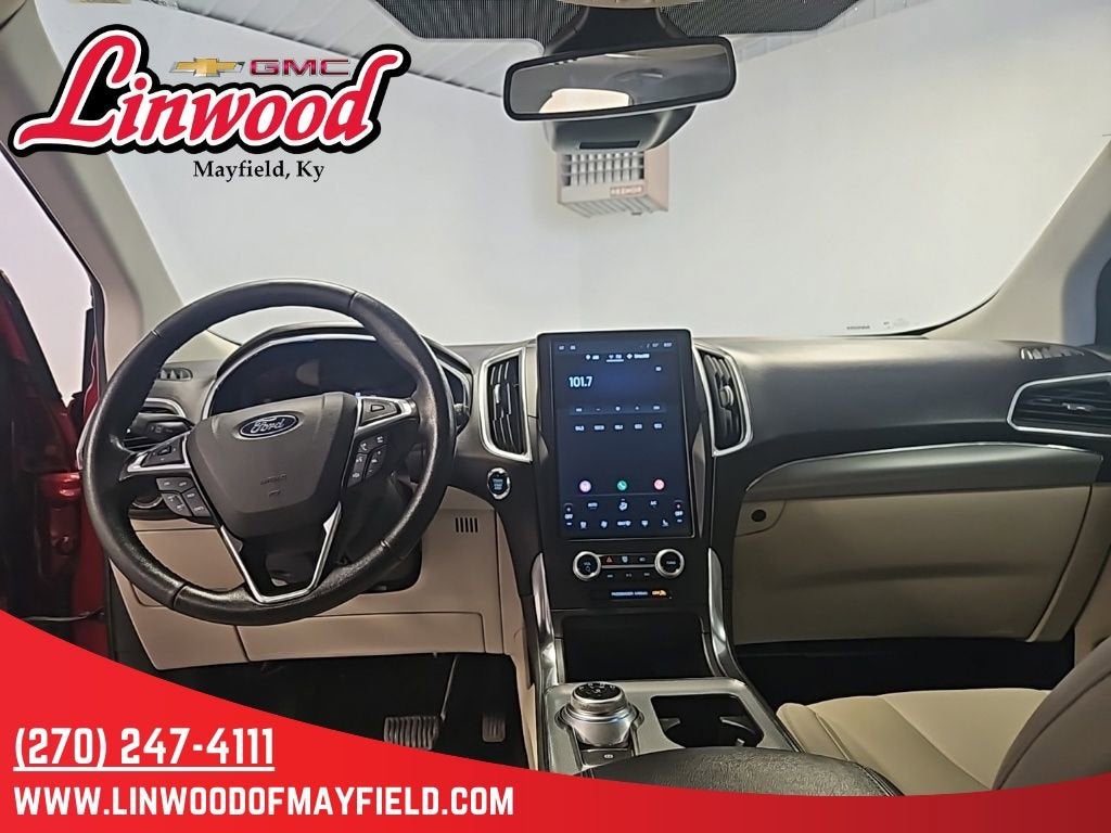 2021 Ford Edge Titanium