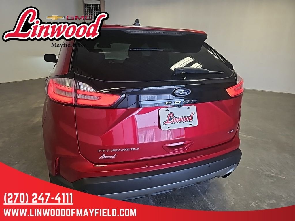 2021 Ford Edge Titanium