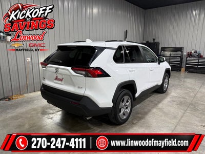 2025 Toyota RAV4 XLE