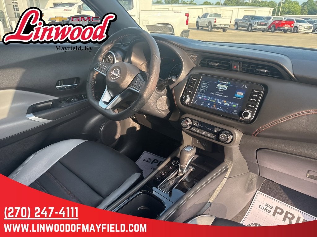 2024 Nissan Kicks SR