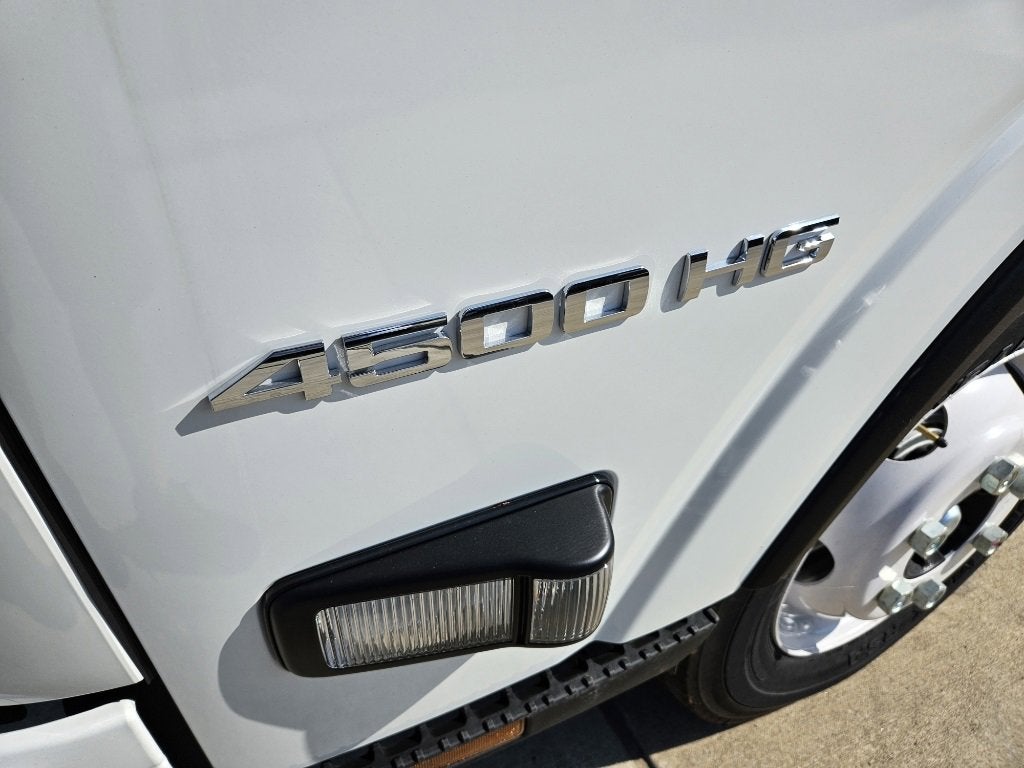 2025 Chevrolet Low Cab Forward 4500 Base