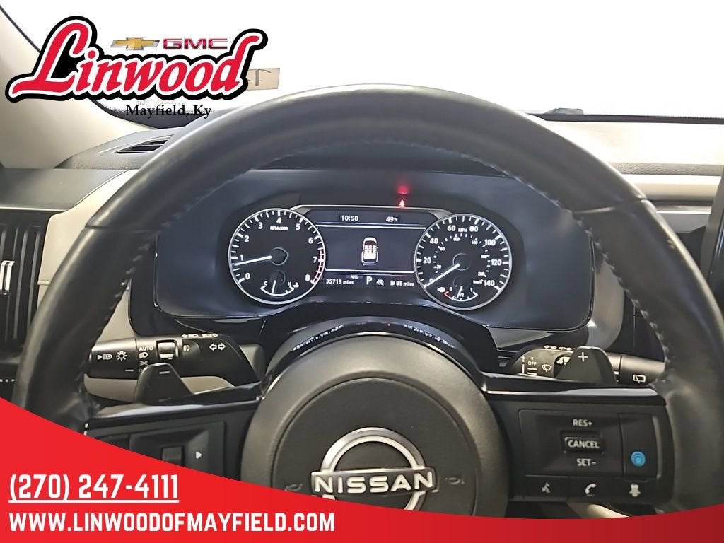 2023 Nissan Pathfinder SL