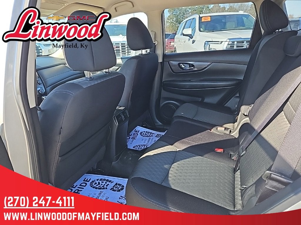 2020 Nissan Rogue SV