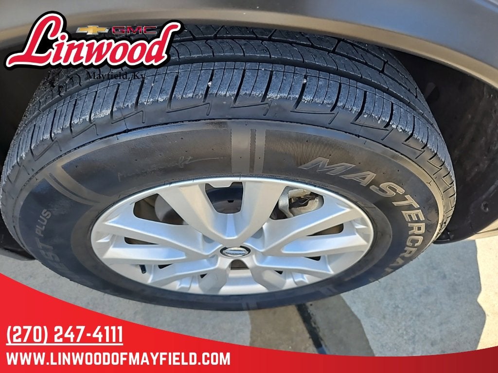 2020 Nissan Rogue SV