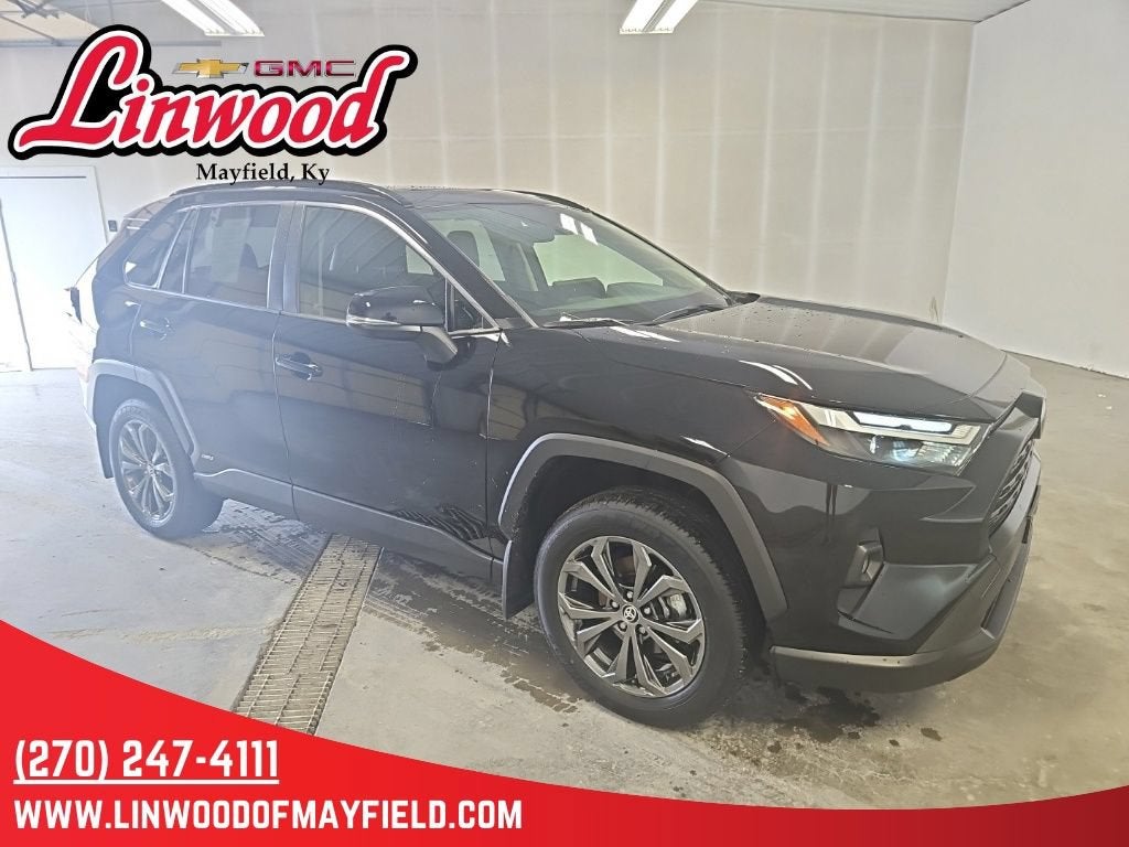 2025 Toyota RAV4 Hybrid XLE Premium