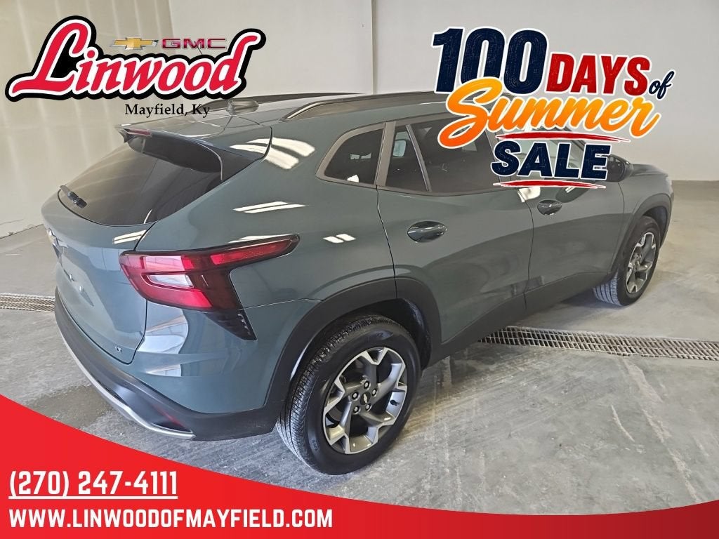 2025 Chevrolet Trax LT